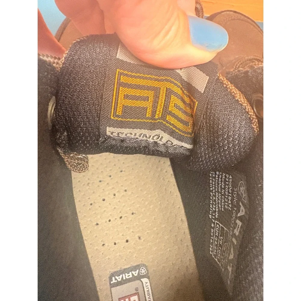 Ariat worn top